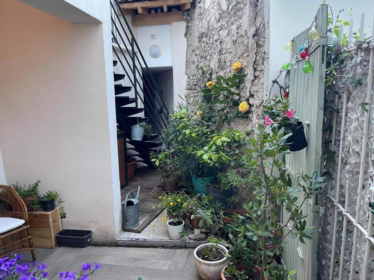 Appartement Au Centre De La Venise Provencale LʼIsle-sur-la-Sorgue Eksteriør bilde