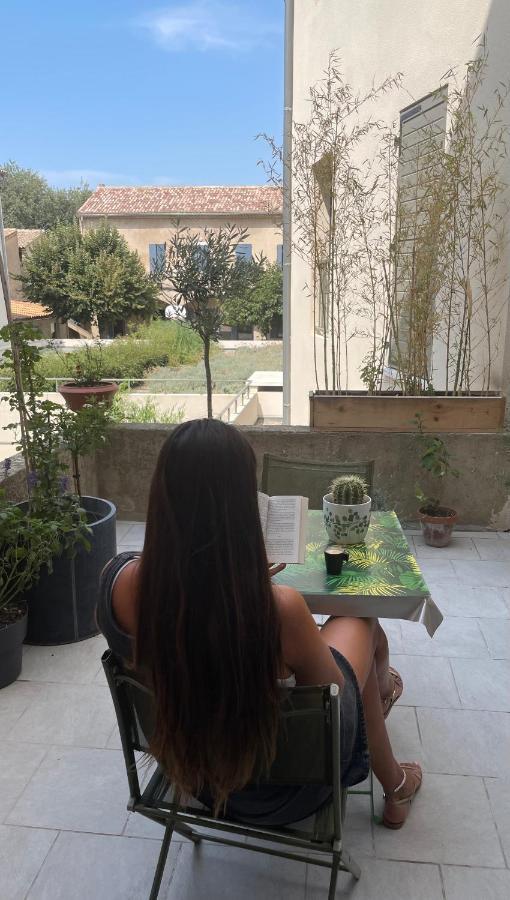 Appartement Au Centre De La Venise Provencale LʼIsle-sur-la-Sorgue Eksteriør bilde